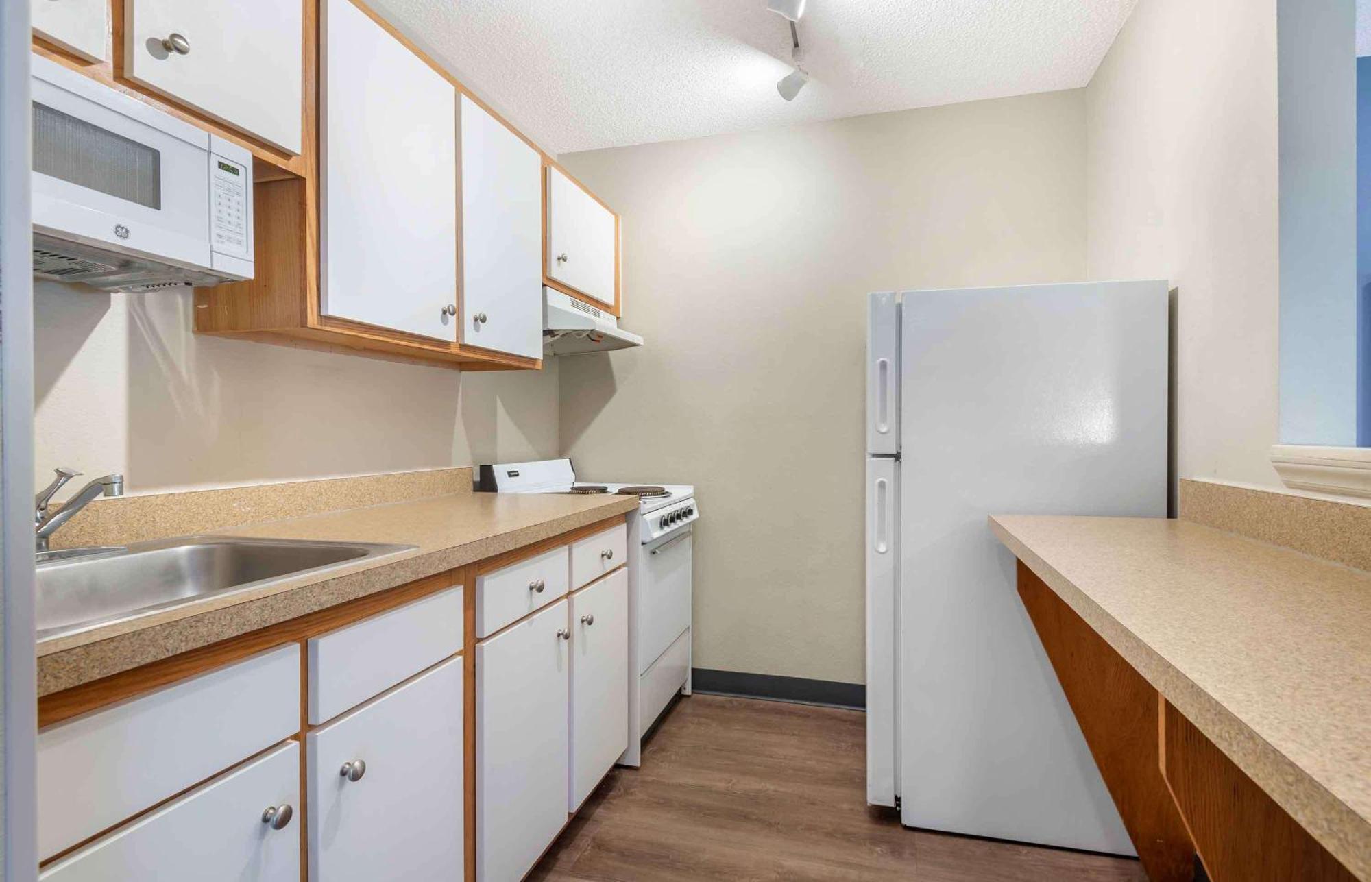 Extended Stay America Select Suites - Charlotte - University Place - E Mccullough Dr מראה חיצוני תמונה